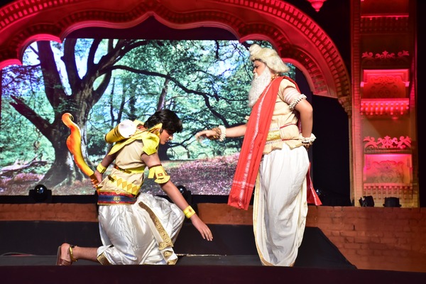 Theatre Navrachana School