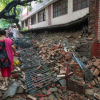 wall of a delhi school falls down