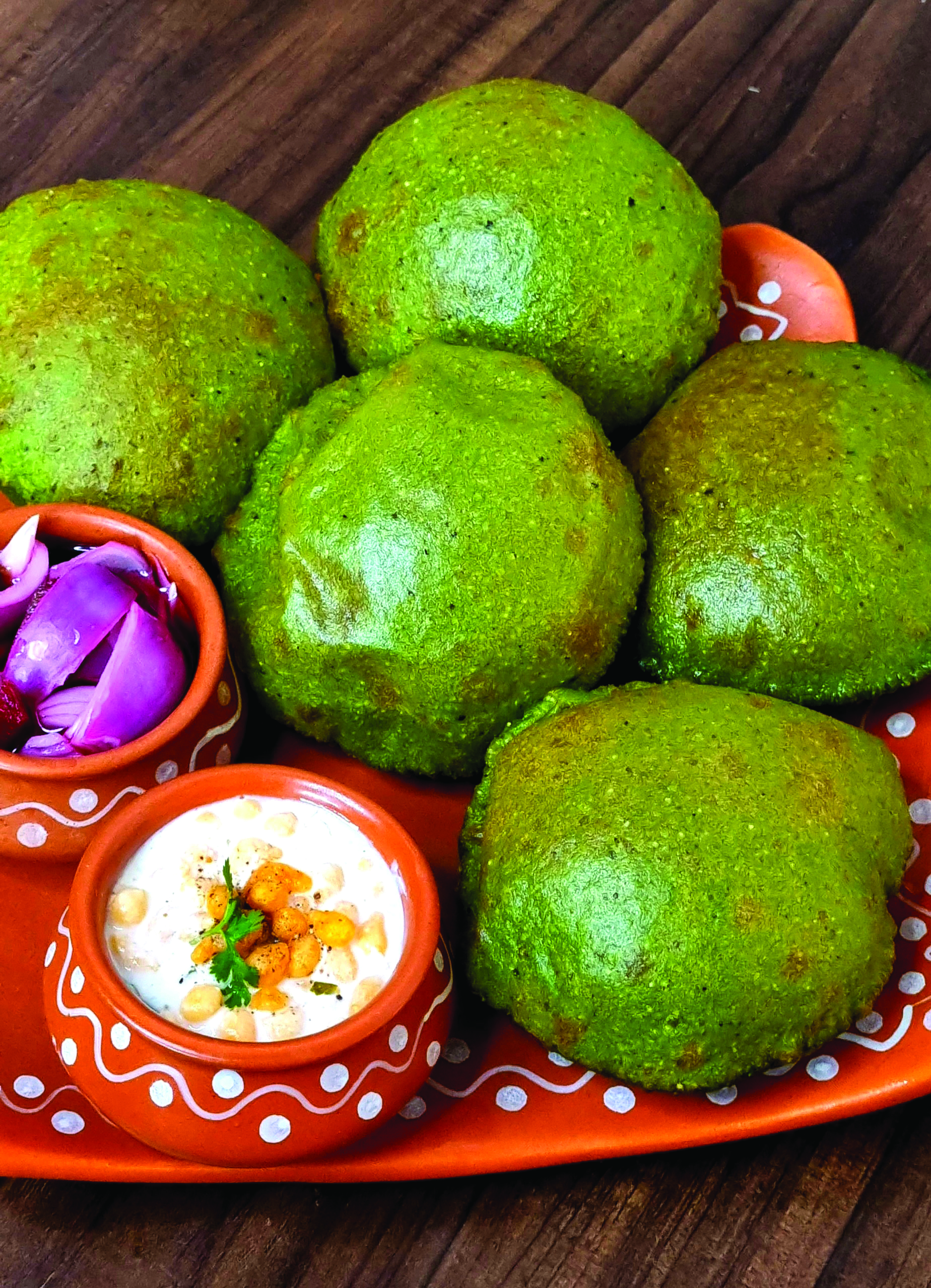 Palak paneer puri copy