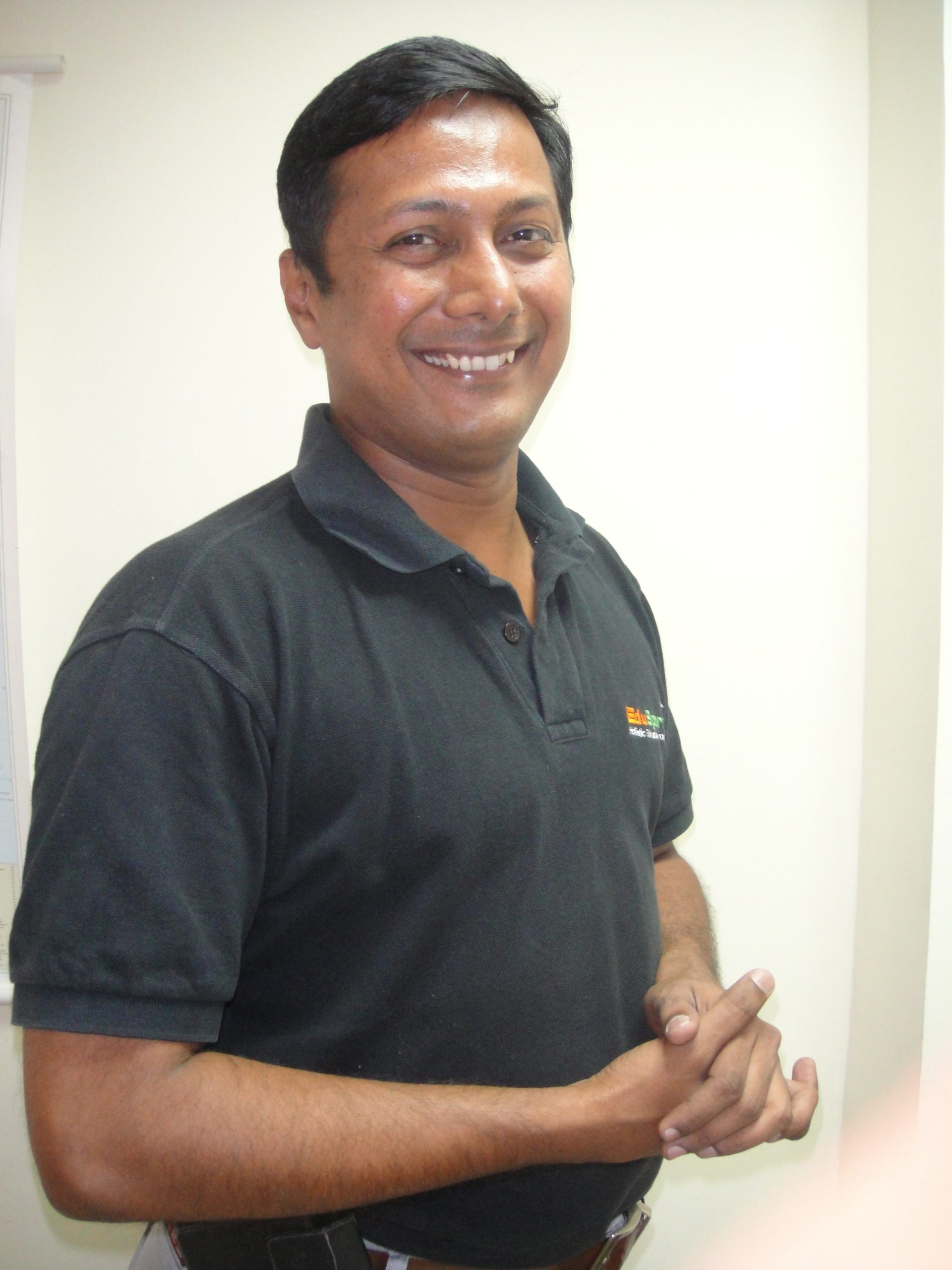  Saumil Majmudar