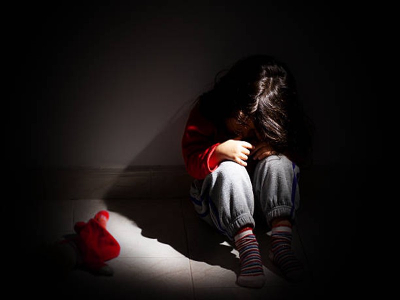 Parents protest outside Navi Mumbai school over abuse of 4-year-old student