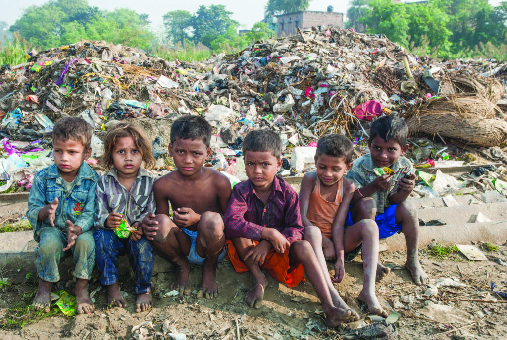 Raxaul,,India,-,Nov,8:,Unidentified,Indian,Children,On,Nov