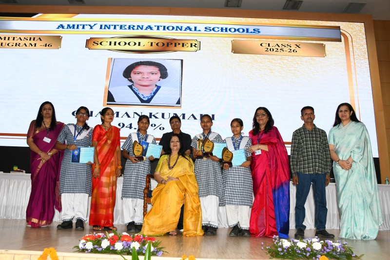 Amity felicitates outstanding CBSE board exam performers