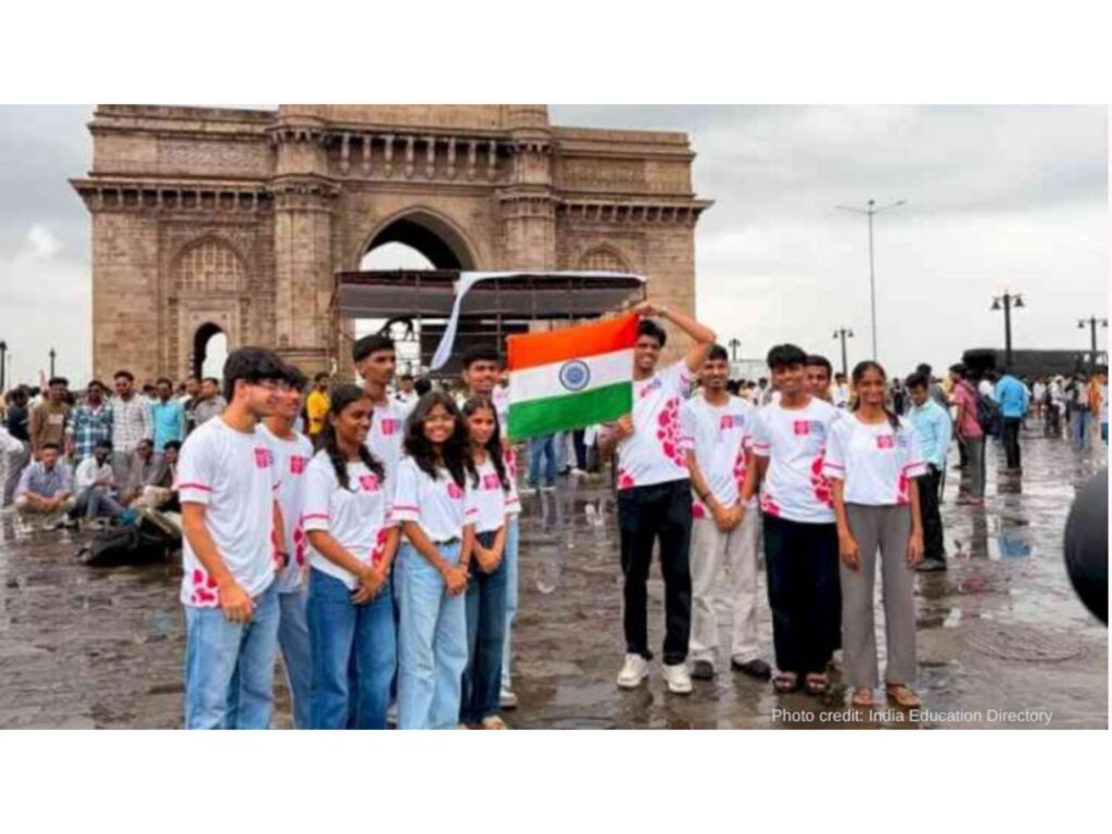BMC and Government School Students Capture Mumbai Through Lenses